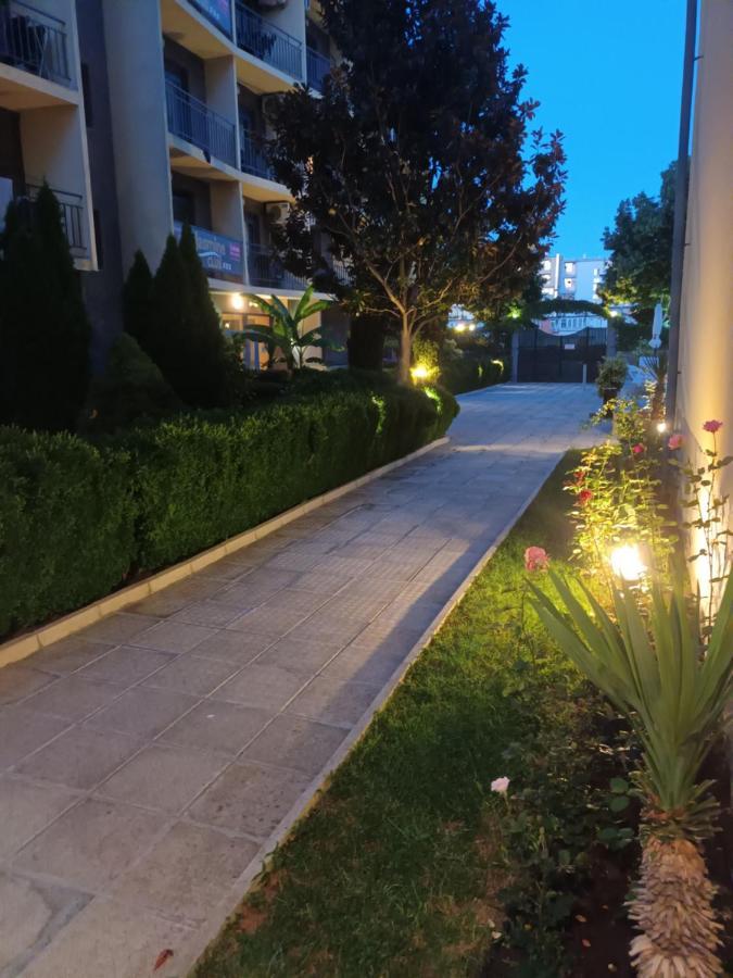 Anelia178 Apartment Pantai Sunny Luaran gambar